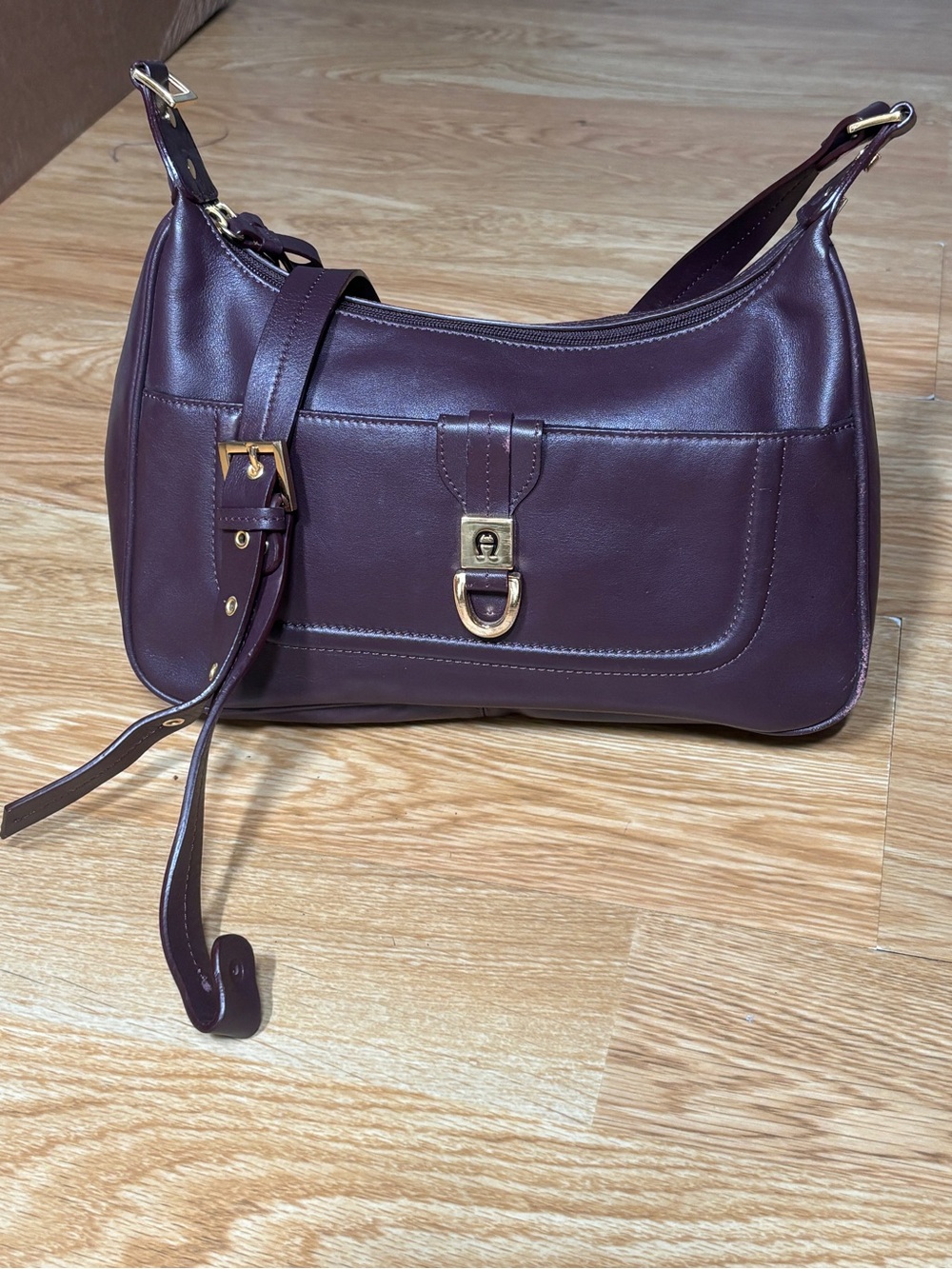 Etienne Aigner Burgundy Leather Shoulder Bag with Gold Hardware